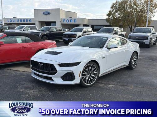 Oxford White 2025 Ford Mustang GT Premium