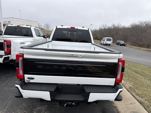 2026 Ford F-450 Platinum