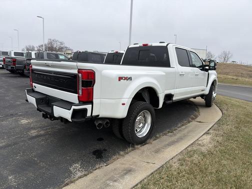2026 Ford F-450 Platinum
