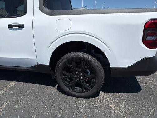 Oxford White 2026 Ford Maverick XLT