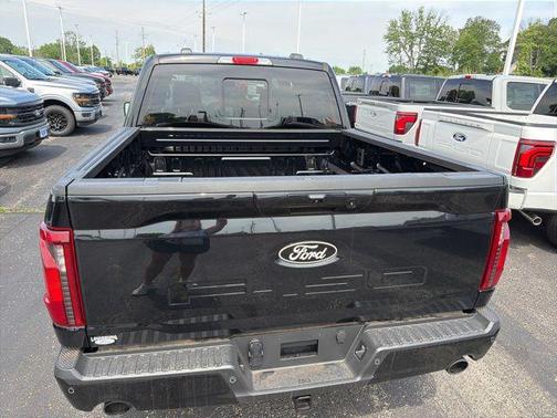 Agate Black Metallic 2026 Ford F-150 XLT