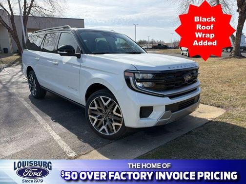 Star White Metallic Tri-Coat 2026 Ford Expedition Max Platinum