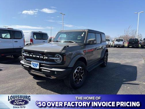 2025 Ford Bronco Outer Banks