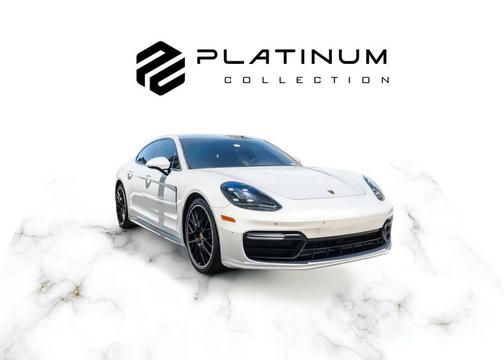 Carrara White Metallic 2018 Porsche Panamera 4