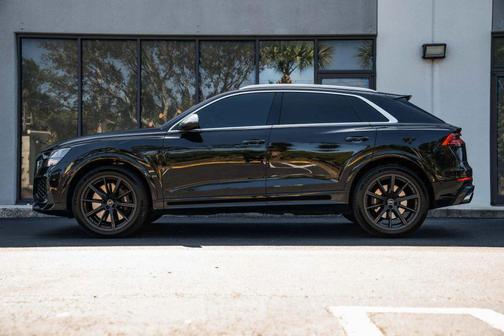 2022 Audi RS Q8 4.0T