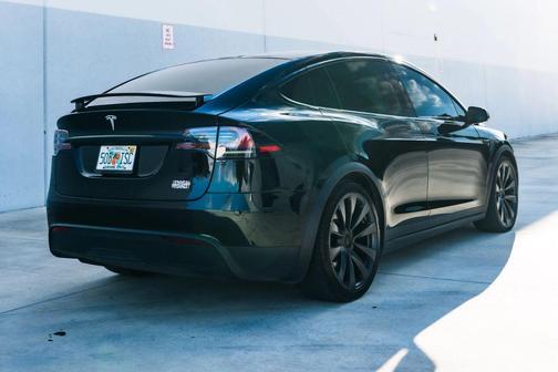 2022 Tesla Model X Plaid Tri Motor All-Wheel Drive