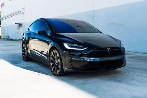 2022 Tesla Model X Plaid Tri Motor All-Wheel Drive