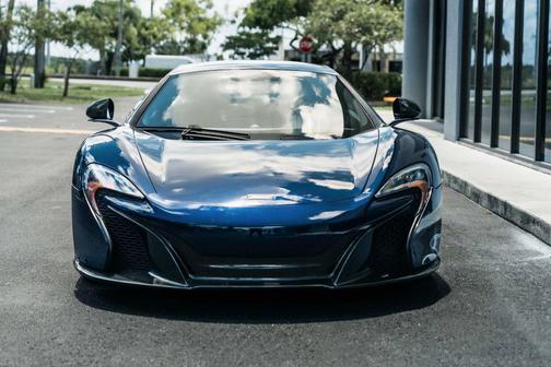 2015 McLaren 650S Coupe 2D