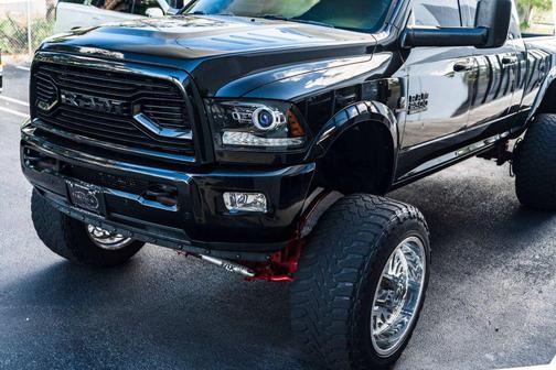 2018 RAM 2500 Laramie Mega Cab 4x4 6'4' Box
