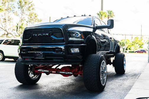 2018 RAM 2500 Laramie Mega Cab 4x4 6'4' Box