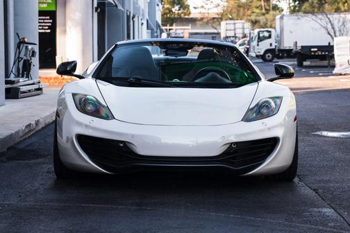 2013 McLaren MP4-12C Base