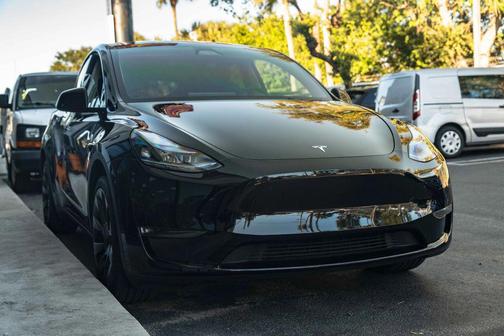 2023 Tesla Model Y Long Range Dual Motor All-Wheel Drive