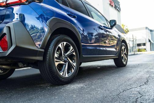 Sapphire Blue Pearl 2025 Subaru Crosstrek Premium