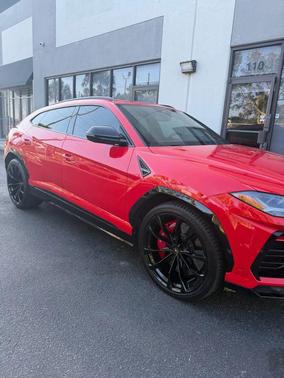 2022 Lamborghini Urus Sport Utility 4D
