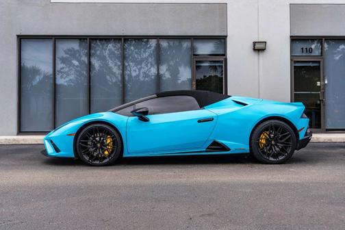 2020 Lamborghini Huracan EVO EVO Spyder Convertible 2D