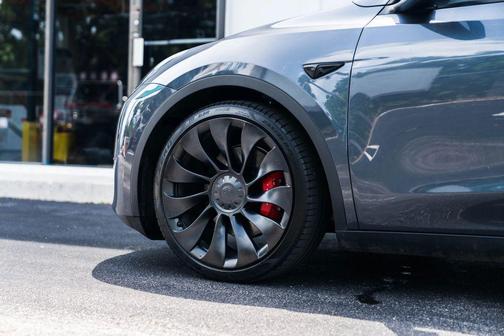 2022 Tesla Model Y Performance Dual Motor All-Wheel Drive