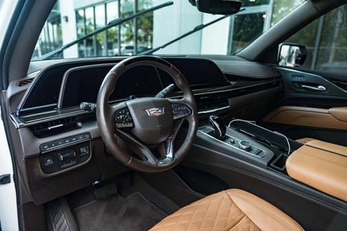 Crystal White Tricoat 2021 Cadillac Escalade Sport Platinum