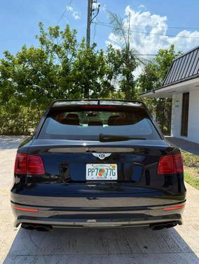 2019 Bentley Bentayga V8