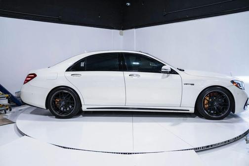 2019 Mercedes-Benz AMG S 63 4MATIC