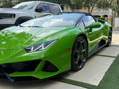 2024 Lamborghini Huracan EVO EVO Spyder Convertible 2D
