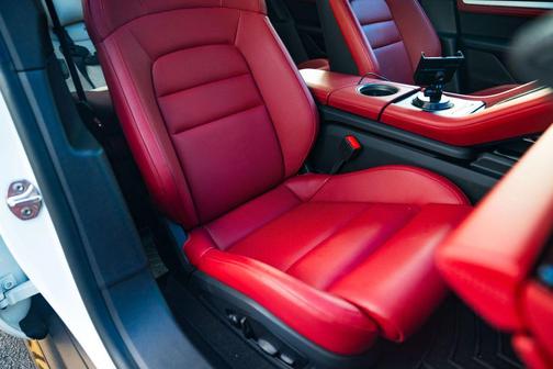 2023 Porsche Taycan 4S