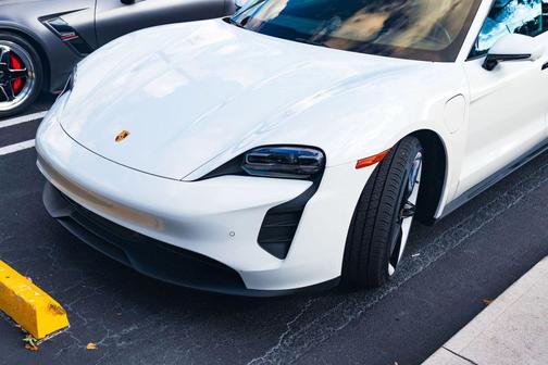 2023 Porsche Taycan 4S