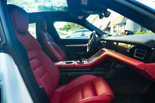 2023 Porsche Taycan 4S