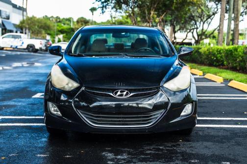 Black Diamond Pearl 2013 Hyundai ELANTRA GLS