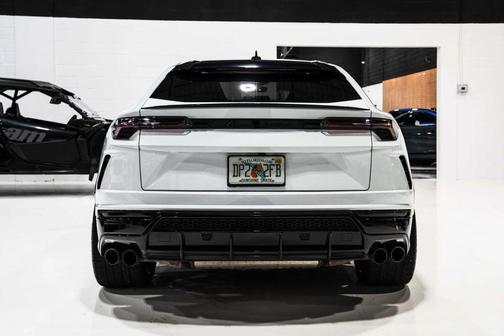2022 Lamborghini Urus Sport Utility 4D