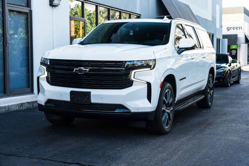 2024 Chevrolet Suburban RST