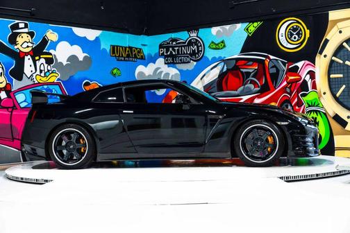 2012 Nissan GT-R Black Edition