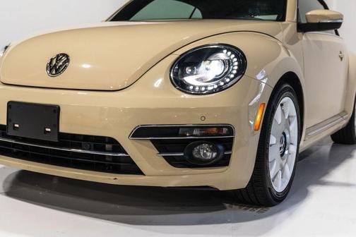 2019 Volkswagen Beetle 2.0T SE