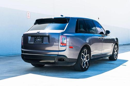 2022 Rolls-Royce Cullinan Sport Utility 4D