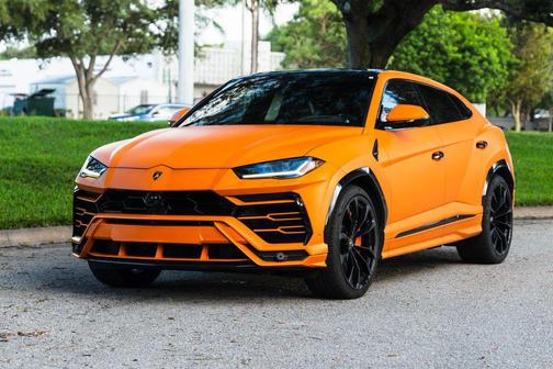 2019 Lamborghini Urus Sport Utility 4D