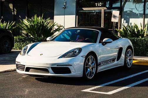 2017 Porsche 718 Boxster Roadster 2D