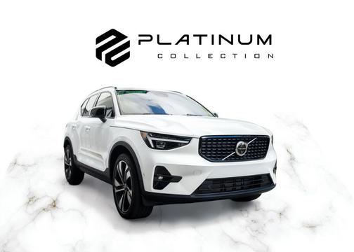 Crystal White Pearl 2025 Volvo XC40 B5 Plus Dark Theme
