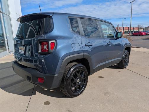 2023 Jeep Renegade Latitude