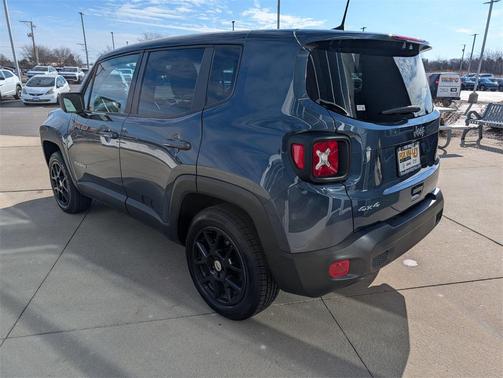 2023 Jeep Renegade Latitude