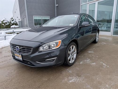 2016 Volvo S60 T5 Drive-E Premier