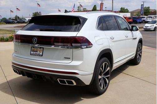 2025 Volkswagen Atlas Cross Sport 2.0T SEL Premium