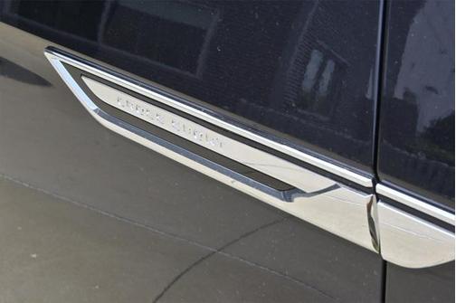 2025 Volkswagen Atlas Cross Sport 2.0T SEL Premium
