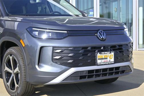 2025 Volkswagen Tiguan 2.0T SE 4MOTION
