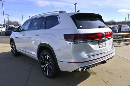 2026 Volkswagen Atlas 2.0T SEL Premium R-Line 4MOTION