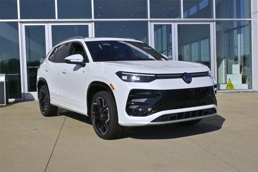 2025 Volkswagen Tiguan 2.0T SEL R-Line 4MOTION
