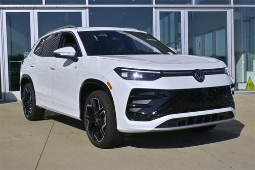 2025 Volkswagen Tiguan 2.0T SEL R-Line 4MOTION