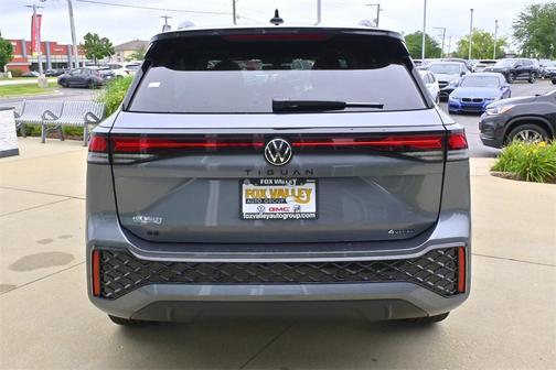 2025 Volkswagen Tiguan 2.0T SE R-Line Black 4MOTION