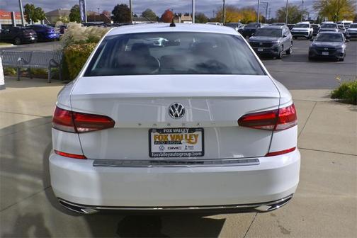 2022 Volkswagen Passat 2.0T SE