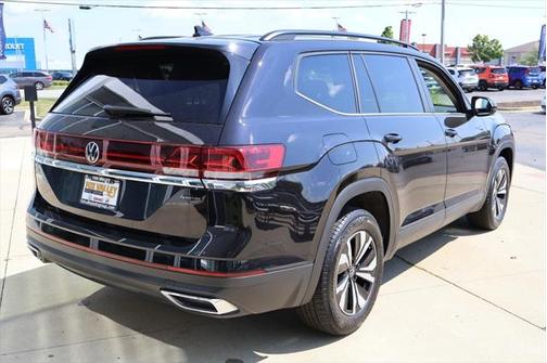 2024 Volkswagen Atlas 2.0T SE