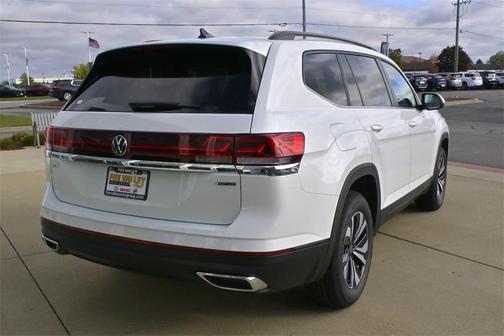 2026 Volkswagen Atlas 2.0T SE