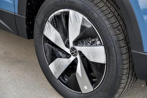 2025 Volkswagen Taos 1.5T S